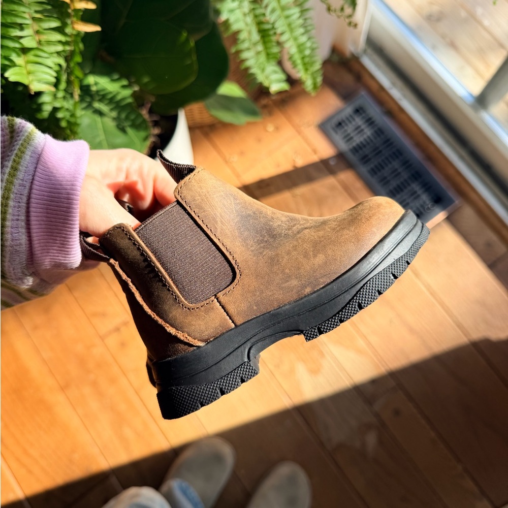 Zara Tan Kids Boots with Black Sole